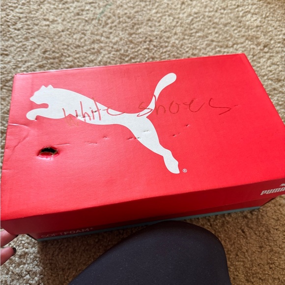 Puma Men's Classic White Sneakers - Picture 5 of 6